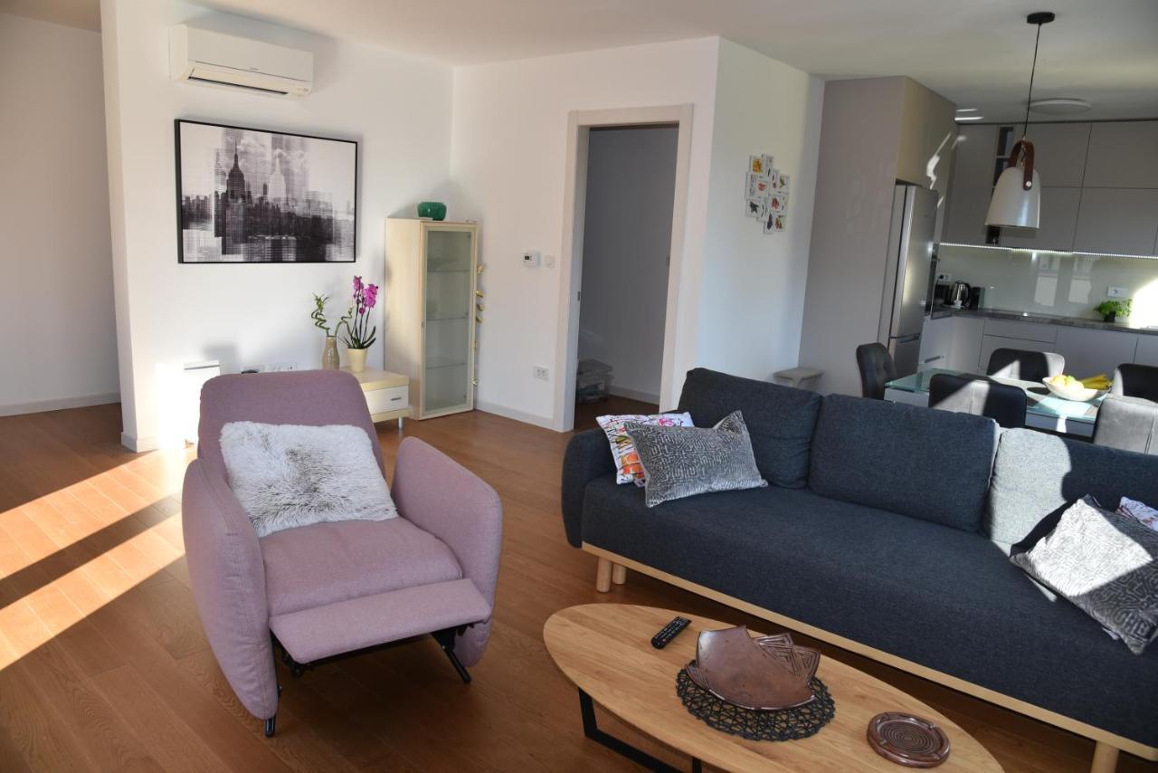 4-Star Zagreb Penthouse Apartamento Exterior foto